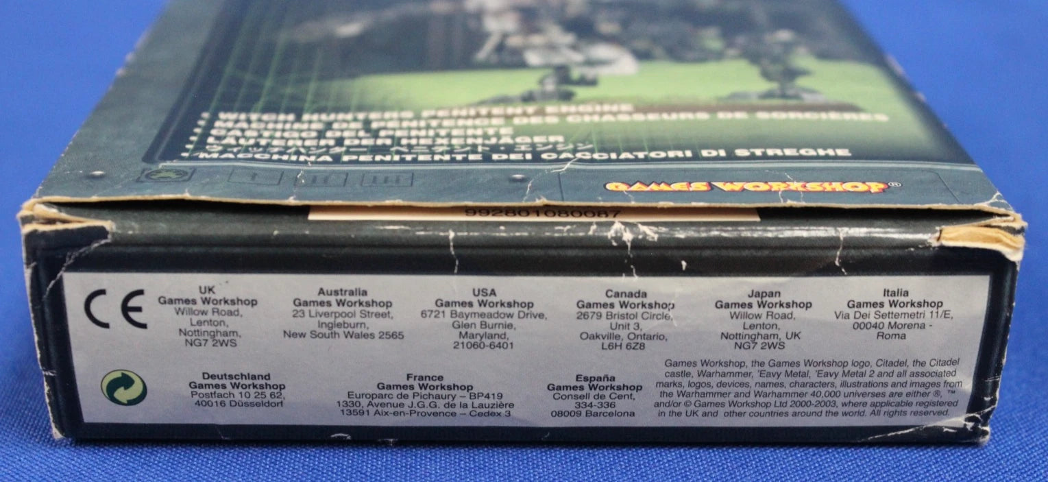 Games Workshop Warhammer 40k Witch Hunter Penitent Engine Complete in Box