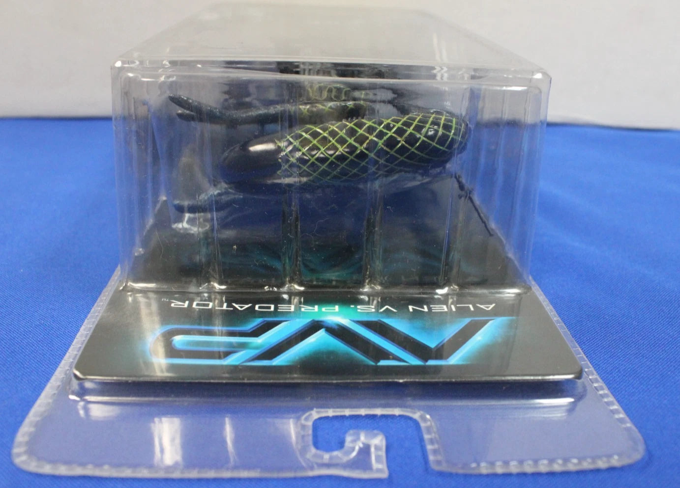 Alien vs Predator: Grid Alien 7" Figure