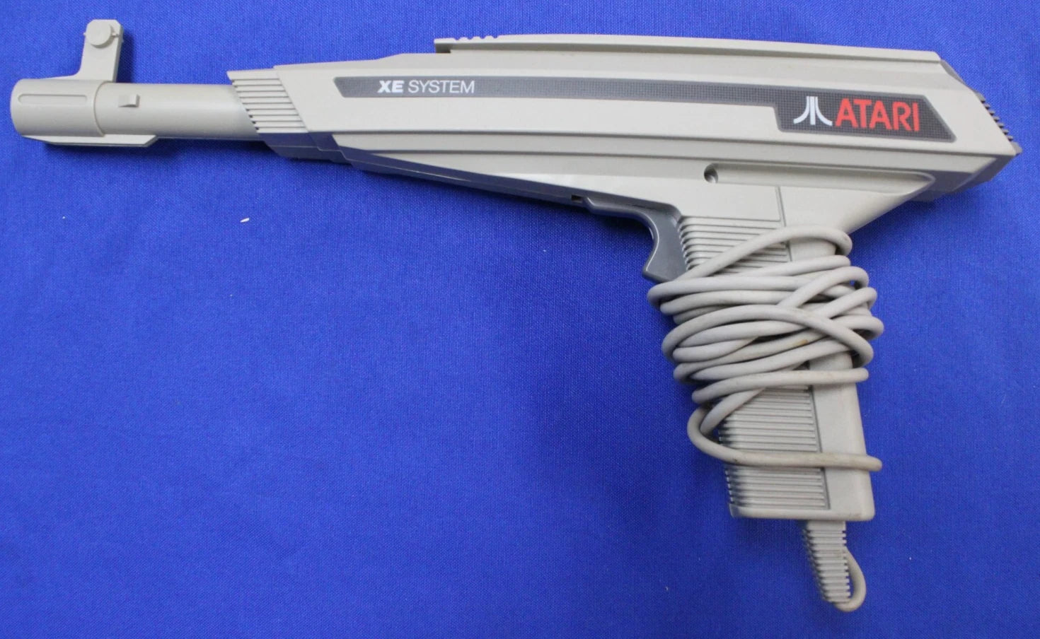 Atari XE Console with Light Gun, Joystick, 6 Games, & Manuals NOT TESTED