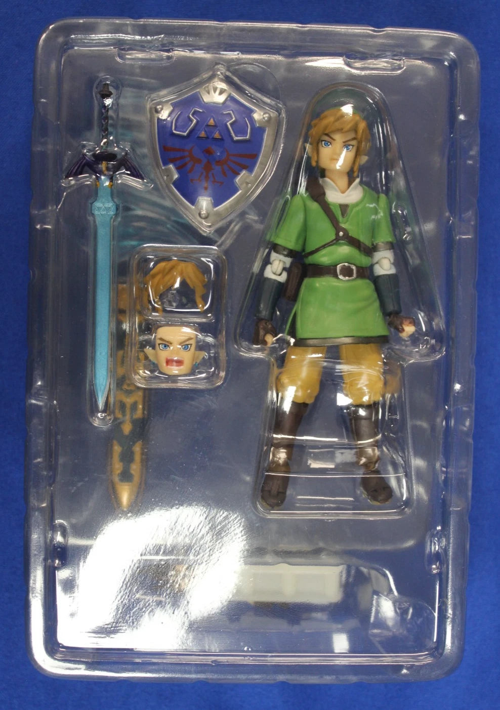Figma The Legend of Zelda Skyward Sword Link Action Figure Inomplete in Box