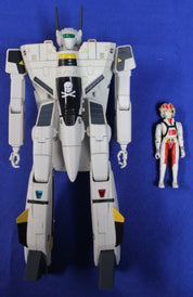 Robotech Transformable Roy Fokker VF-1S Mech + Rick Hunter Vintage Action Figure