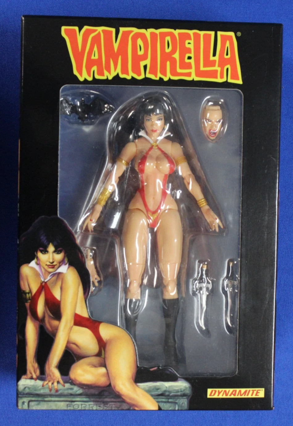 Executive Replicas Vampirella Figure