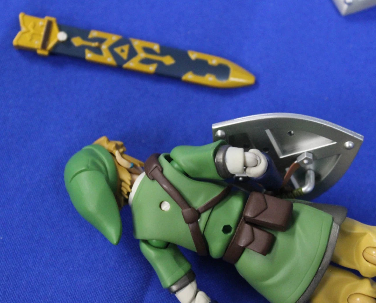 Max Factory Figma Zelda and Link Action Figures