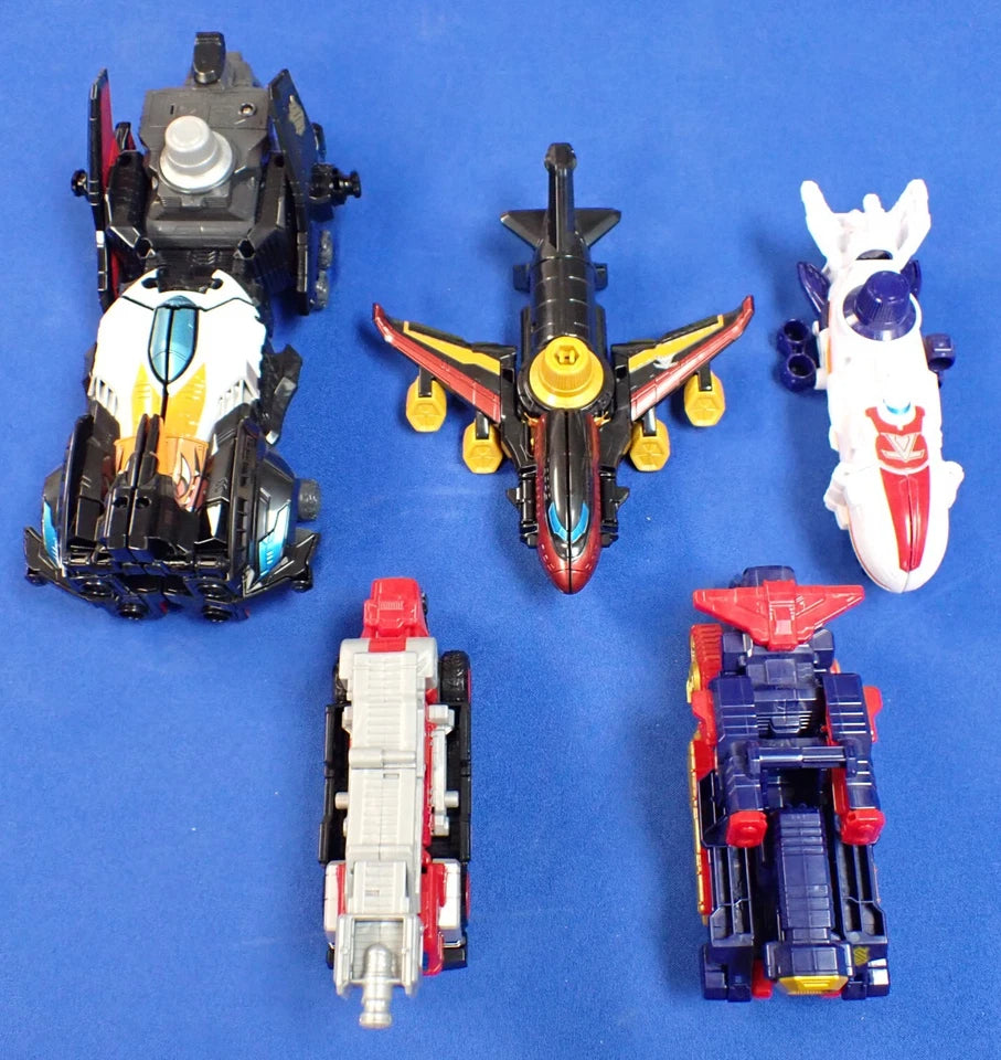 Bandai Power Rangers VS Vehicle Series DX Lupinranger & Patranger Complete