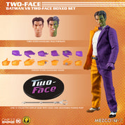Mezco One: 12 Golden Age Batman vs Two-Face Battle
